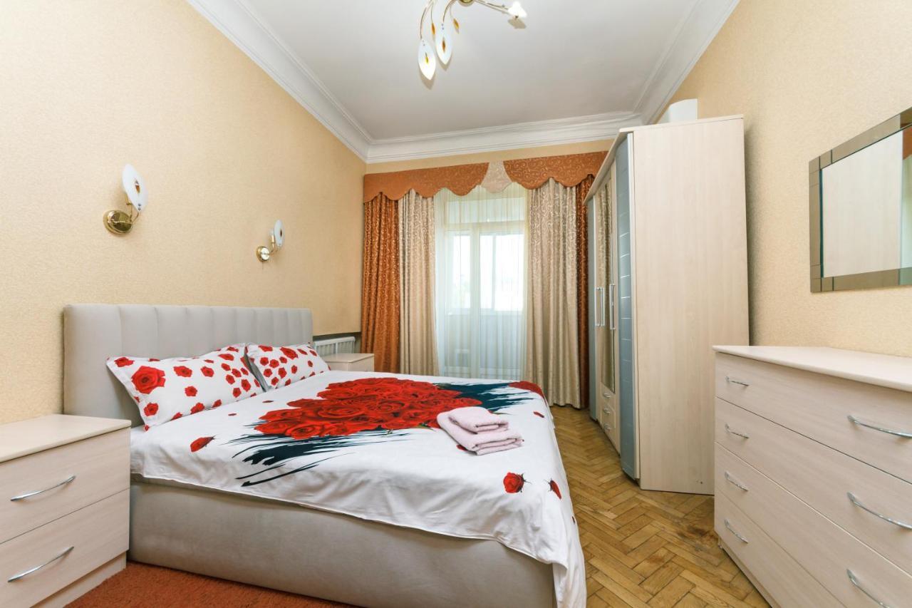 Apartment 2 комнатная на крещатике
