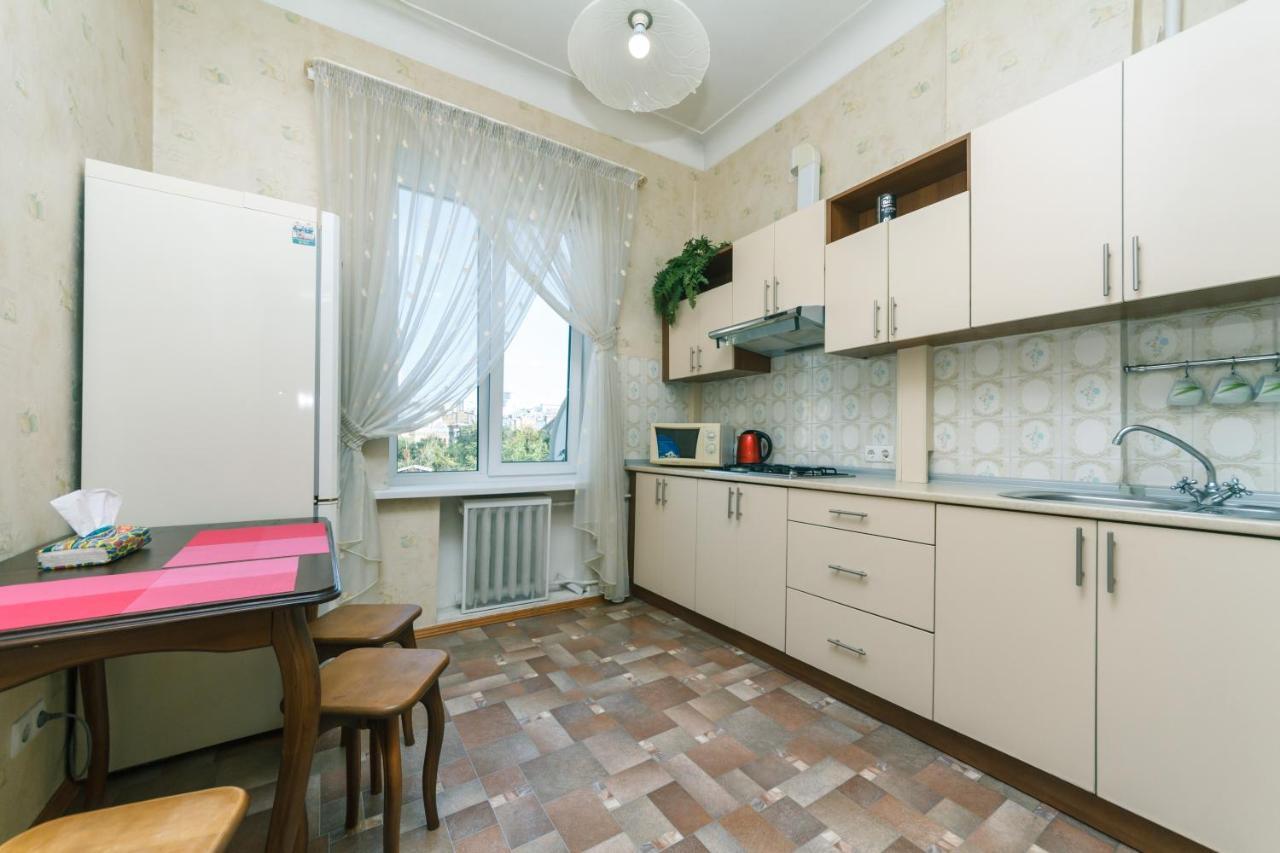 2 комнатная на крещатике * Kyiv